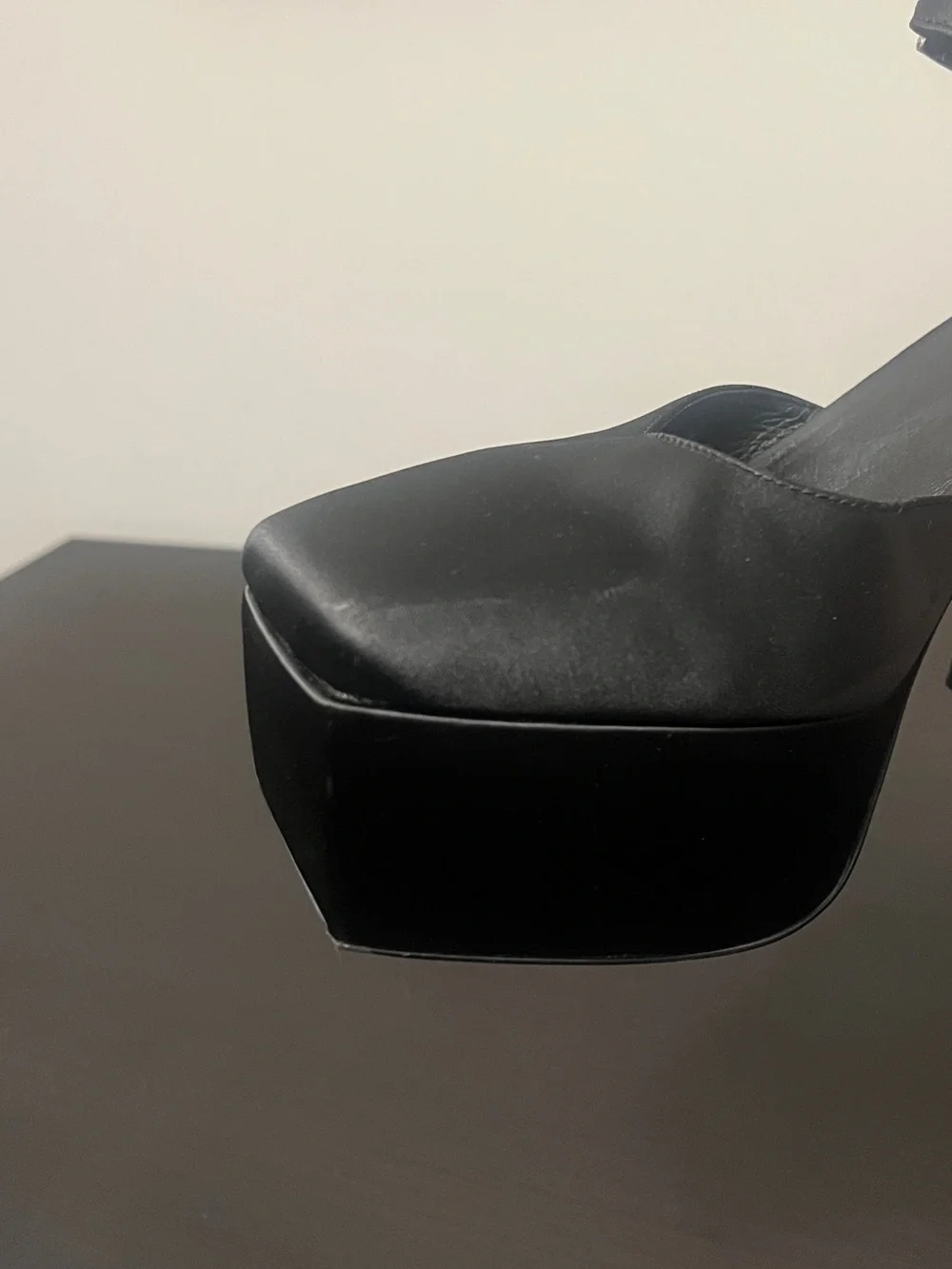 Jeffrey Campbell Ovr-N-Out Black Satin Ankle Strap Platform Pump Heel Size 9.5